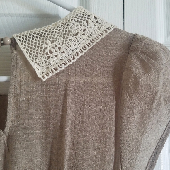 INNOVATION Taupe Gauze Crochet Collar Dress Small - Picture 9 of 11